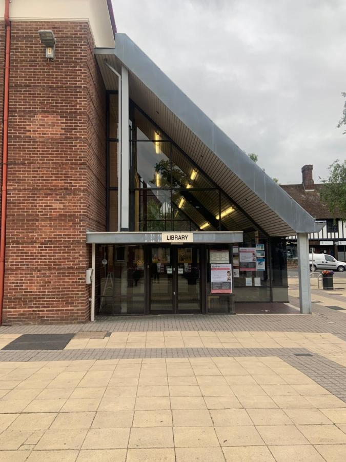 Enjoy Your Stay At Chorley Road Droitwich Bagian luar foto