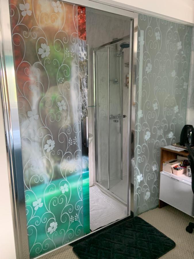 Enjoy Your Stay At Chorley Road Droitwich Bagian luar foto