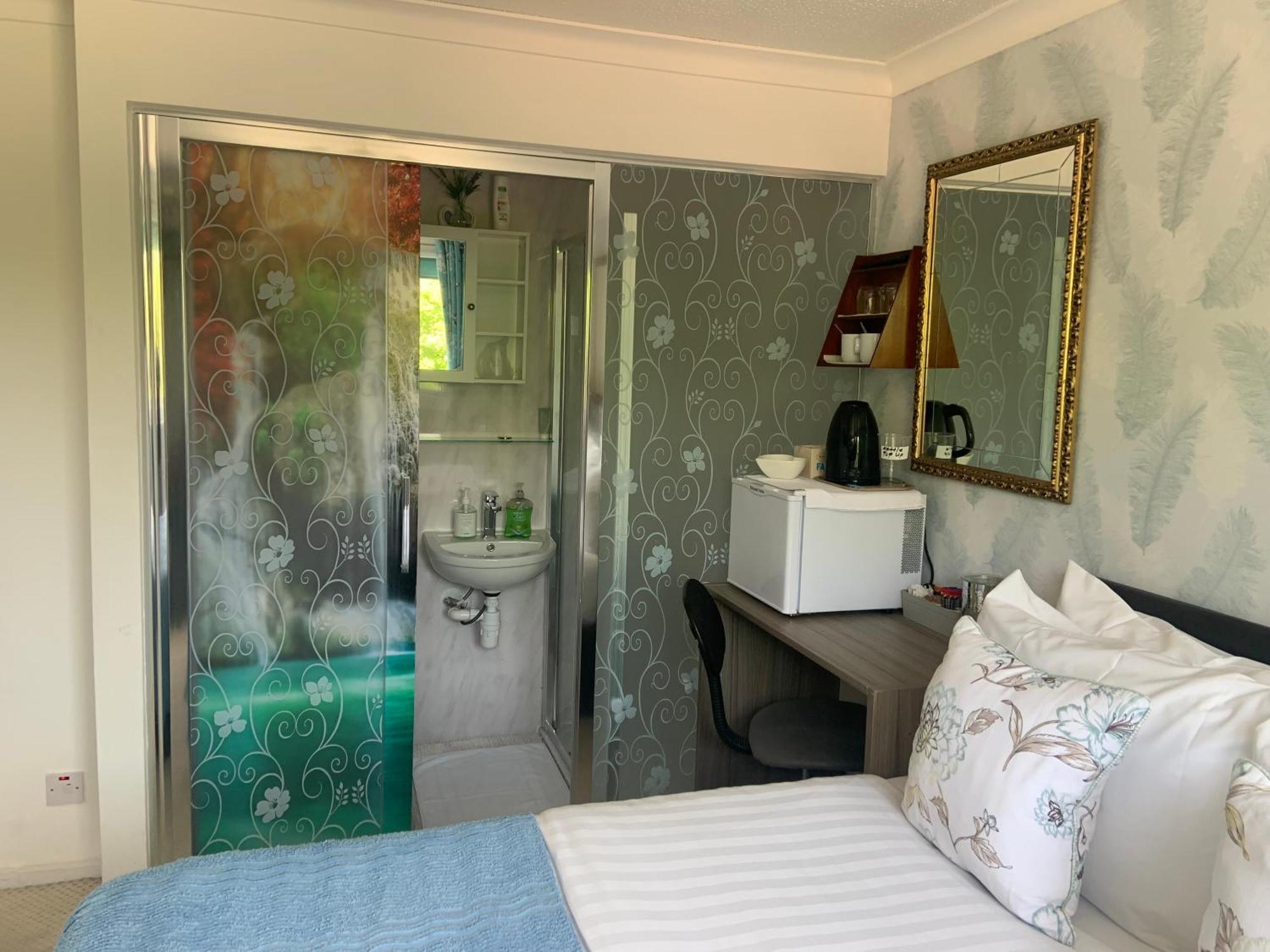 Enjoy Your Stay At Chorley Road Droitwich Ruang foto
